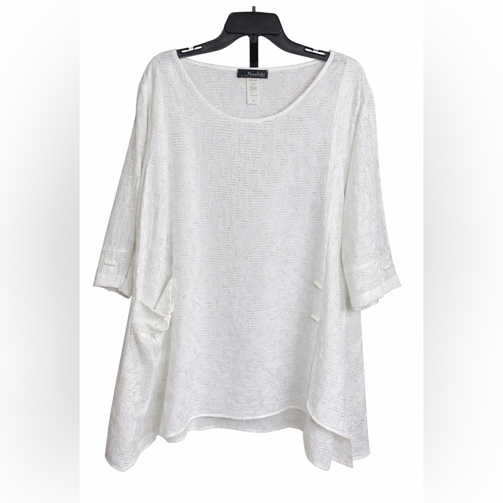 Moonlight USA Textured White Tunic Top XL Asymmetrical Hem Pockets NWOT